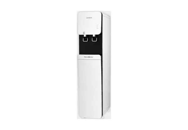 Touch-and-Feel Filtration Showroom